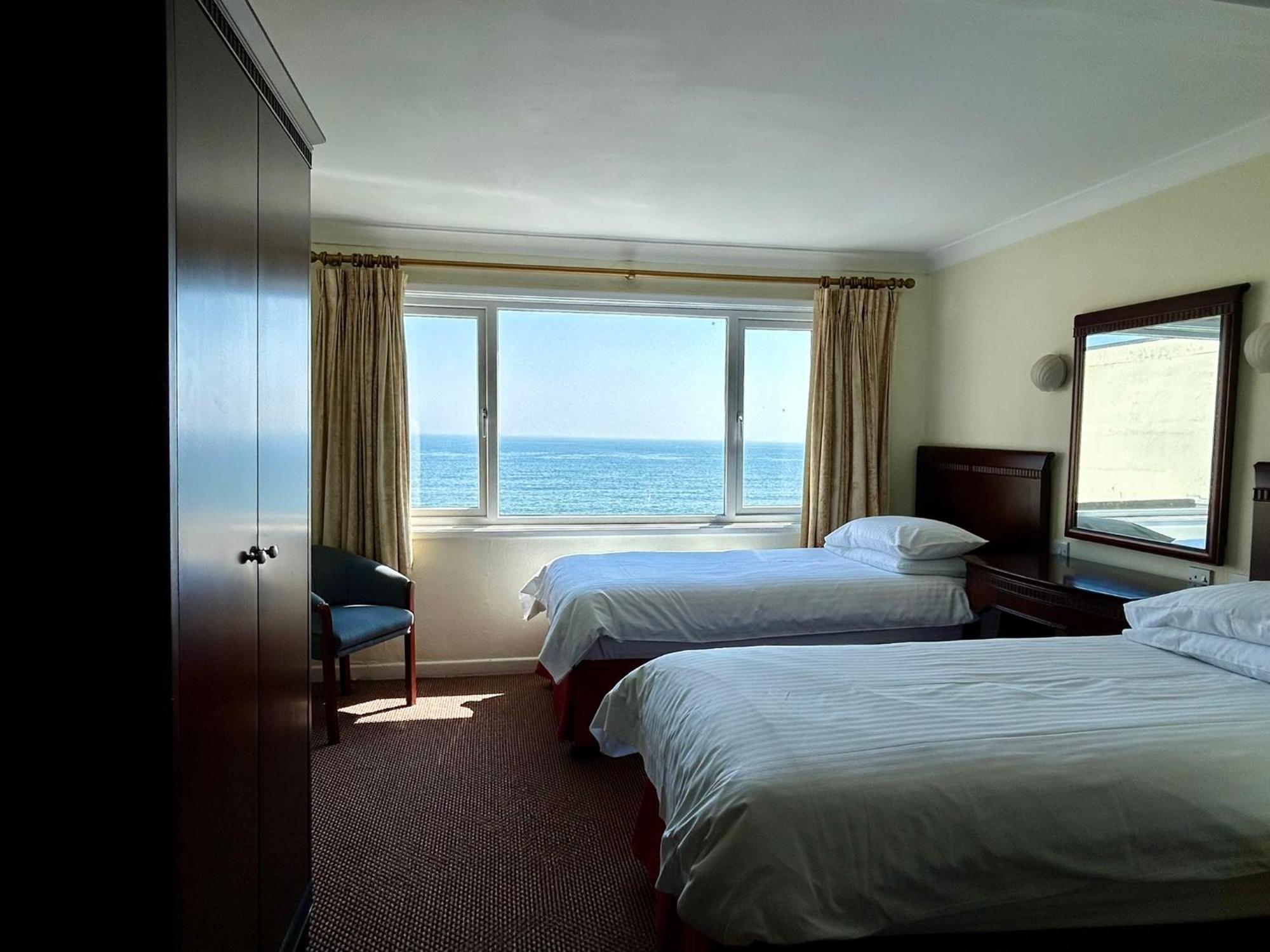 Regent Court - Seafront, Sandown - Free Car Ferry For Bookings Of 3 Or More Nights, Subject To Availability Luaran gambar