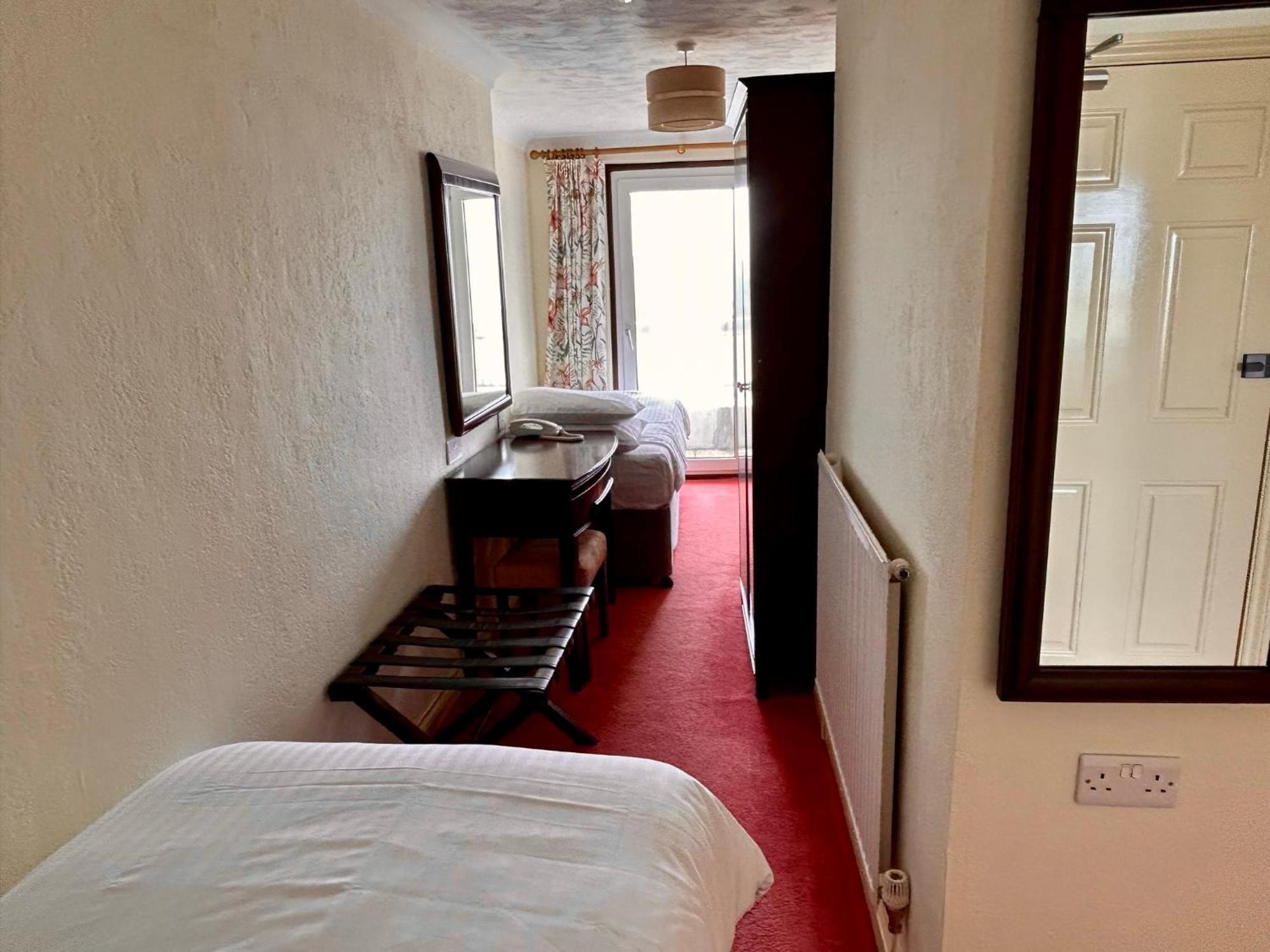 Regent Court - Seafront, Sandown - Free Car Ferry For Bookings Of 3 Or More Nights, Subject To Availability Luaran gambar